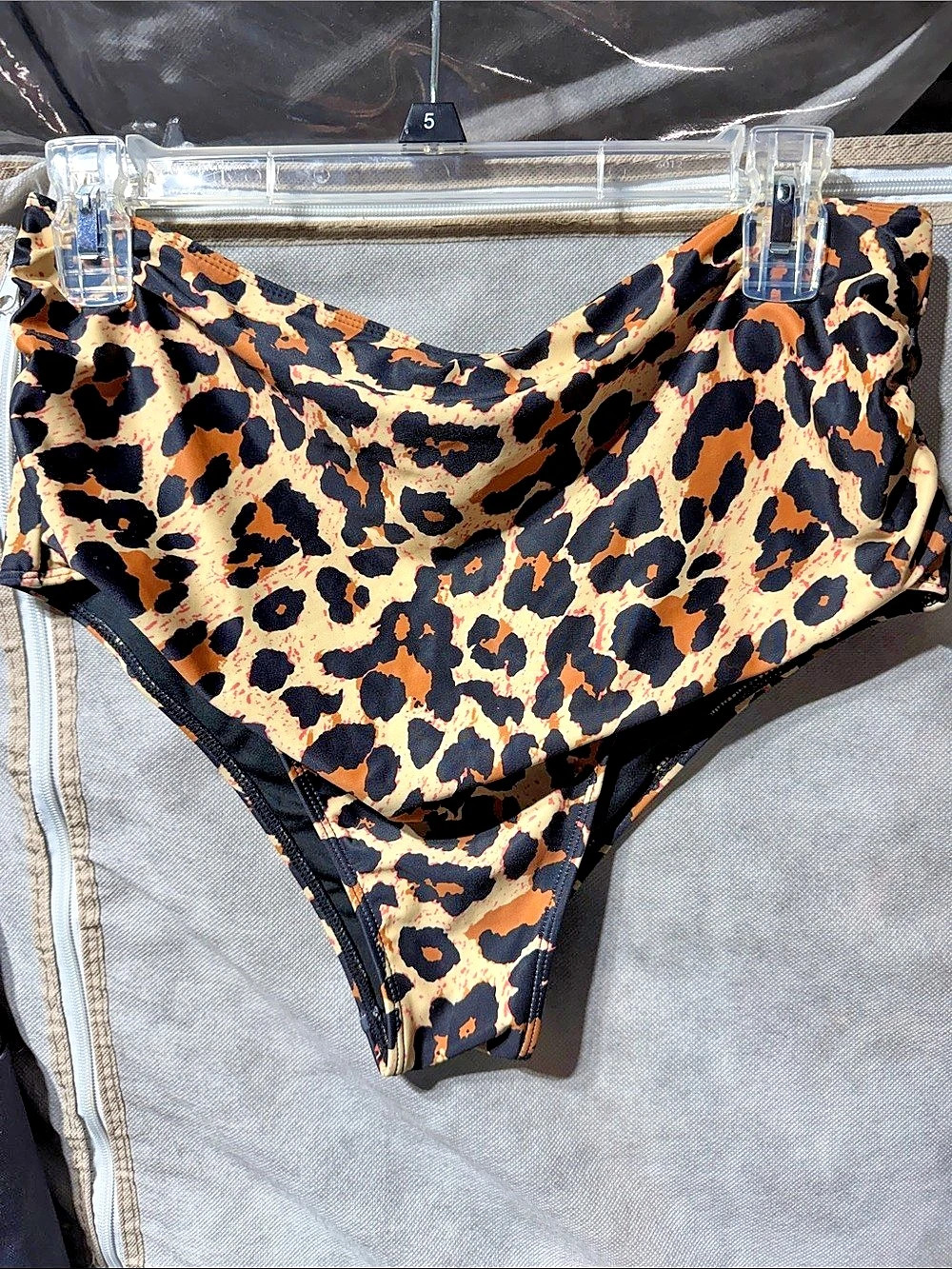 Leopard Print Bikini Bottom Size Large Like New